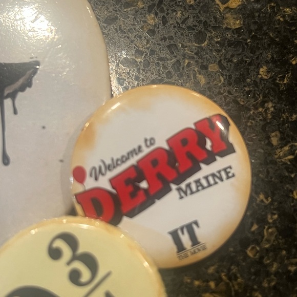 Kids Fun Button Pin Set - Multicolor - Picture 6 of 9